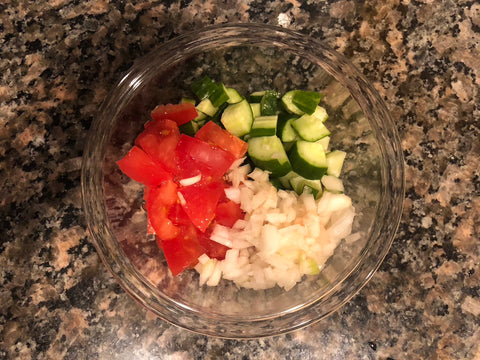 「ずぼらさんでも作れるペルシャ(イラン)風料理-シラーズサラダ」1-2