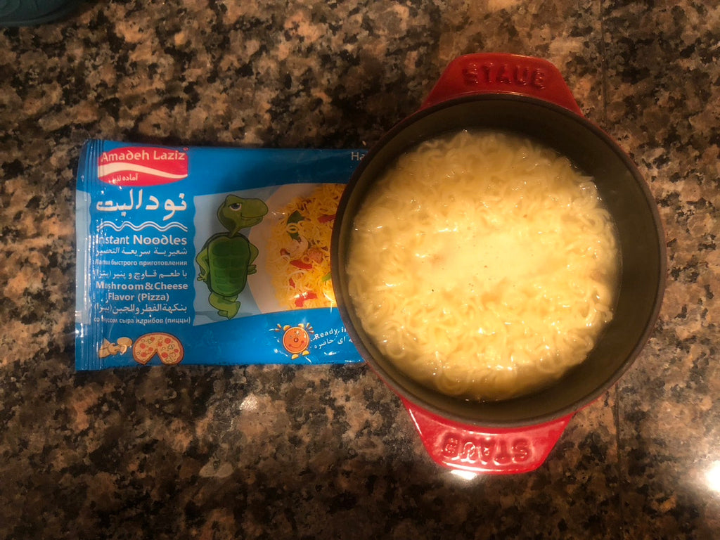 「バイヤー厳選(?)のイラン(ペルシャ)の簡単料理-マッシュルームとチーズのラーメン」16-3