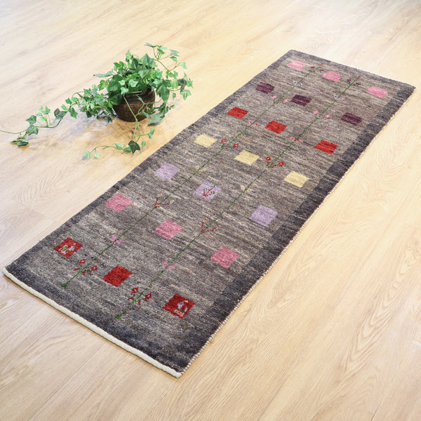 ギャッベ絨毯「穏やかな灰色の調べ」10119930【147×52】