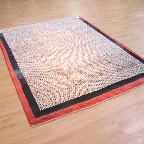 ギャッベ絨毯「守りの赤枠と紺の調べ」 913643【285×226】