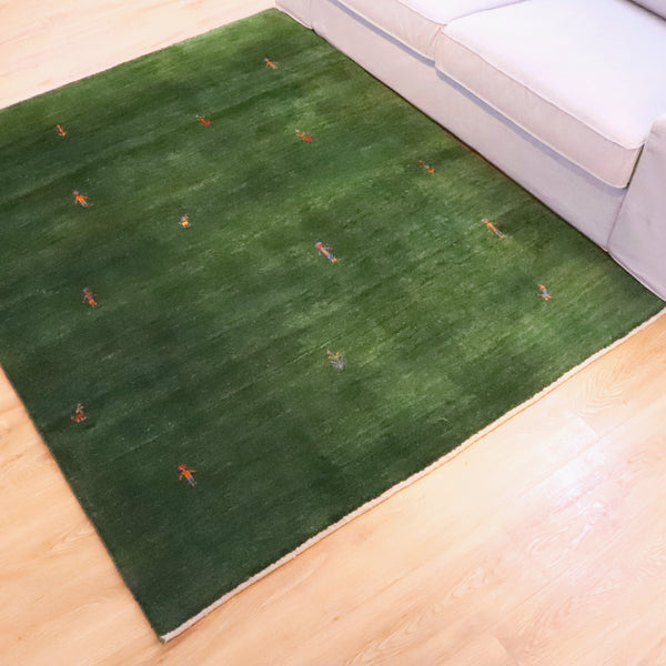 ギャッベ絨毯「鳥のようなヤギさん発見!」9143042【187×152】