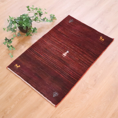 ギャッベ絨毯「ピンクのお洋服」9245514【90×57】