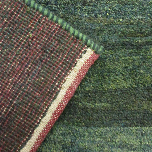 ギャッベ絨毯 「緑の大地に咲く赤い花」 913650【297×197】