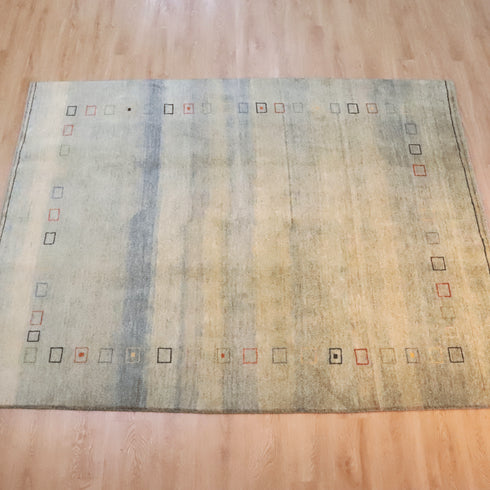 ギャッベ絨毯「彩りの井戸」 8331748【243×193】