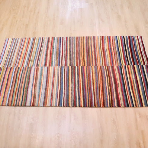 ギャッベ絨毯 「繊細な彩りが織りなすボーダー」921971【267×146】