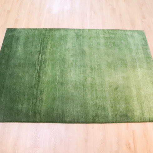 ギャッベ絨毯 「ひと色の深み」 9243929【233×172】